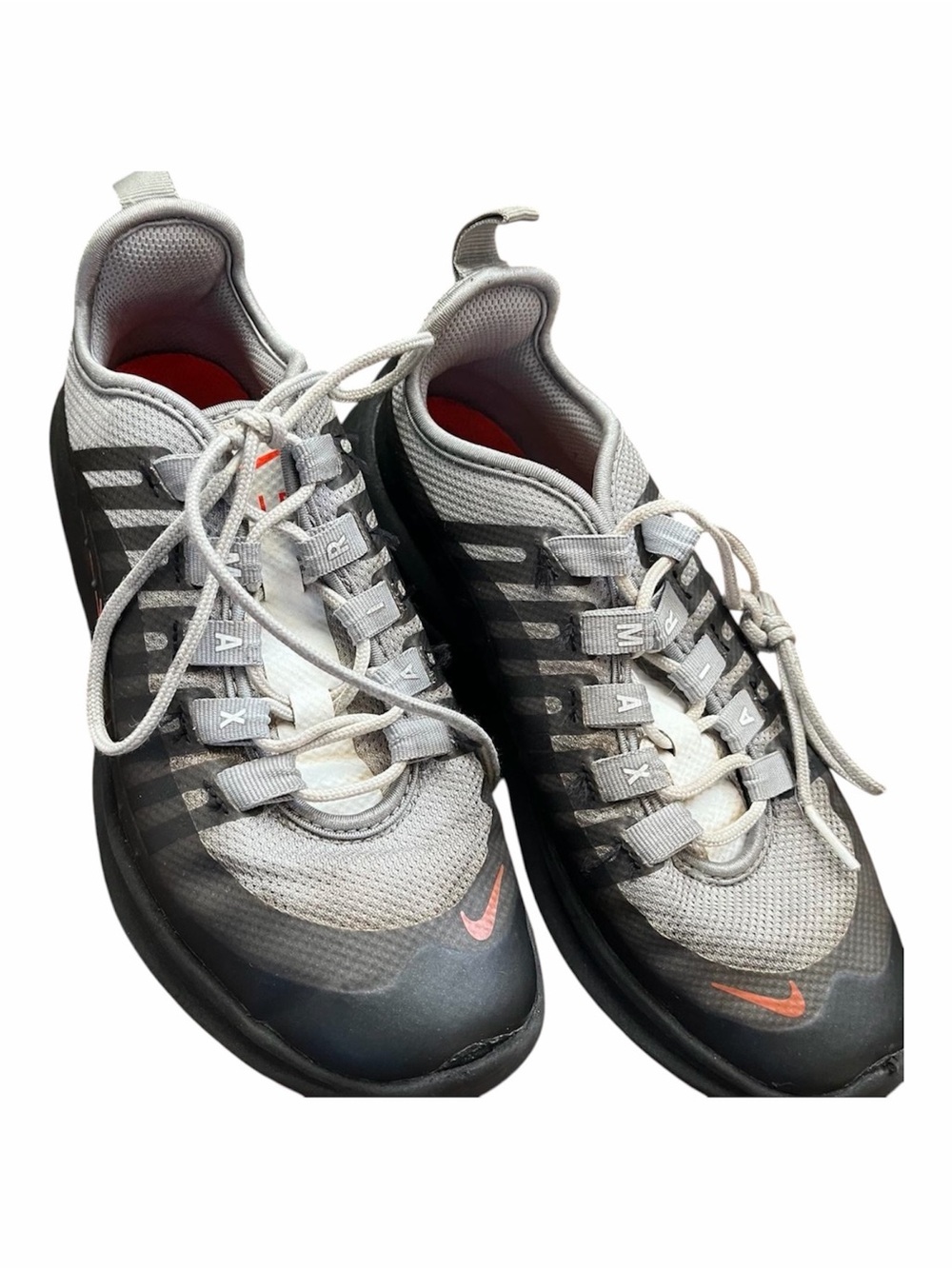 Nike Air Max Youth Size 3.5Y Axis Sneakers Grey Orange Low Top Basketball Gym
